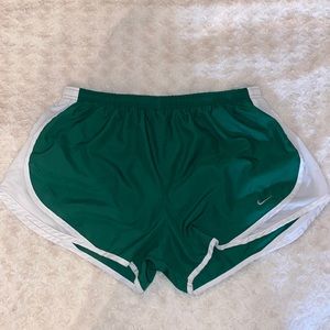 Nike Tempo Short